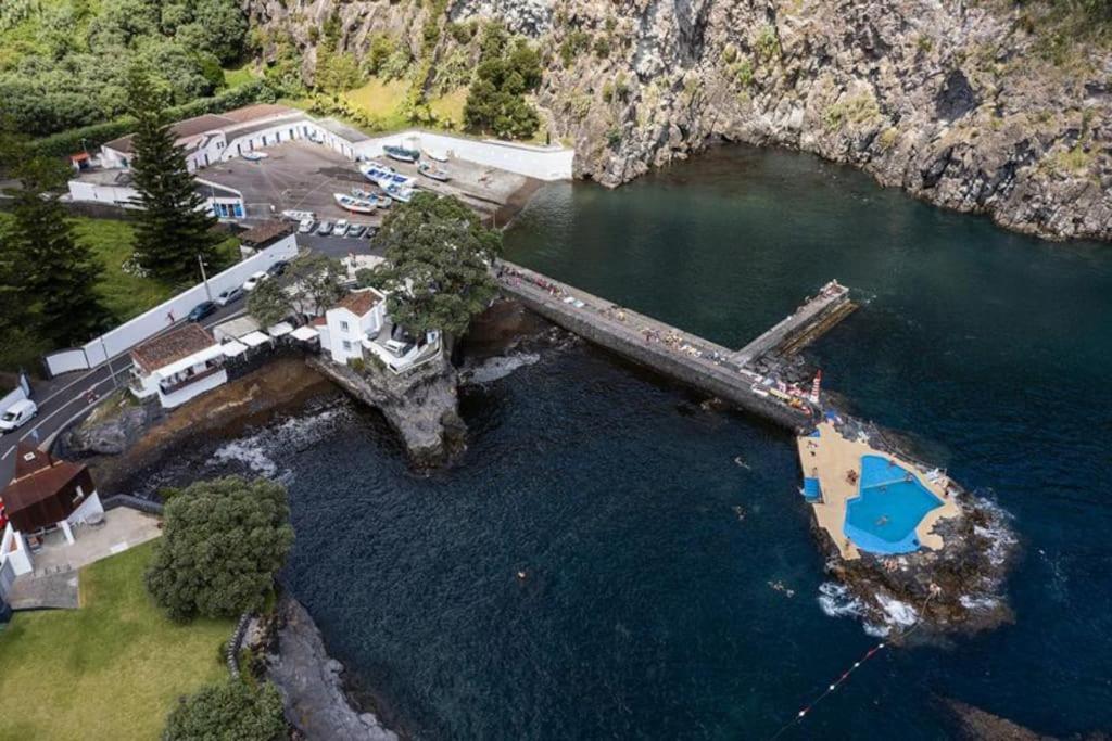 Вілла O Nosso Refugio Agua de Pau Екстер'єр фото